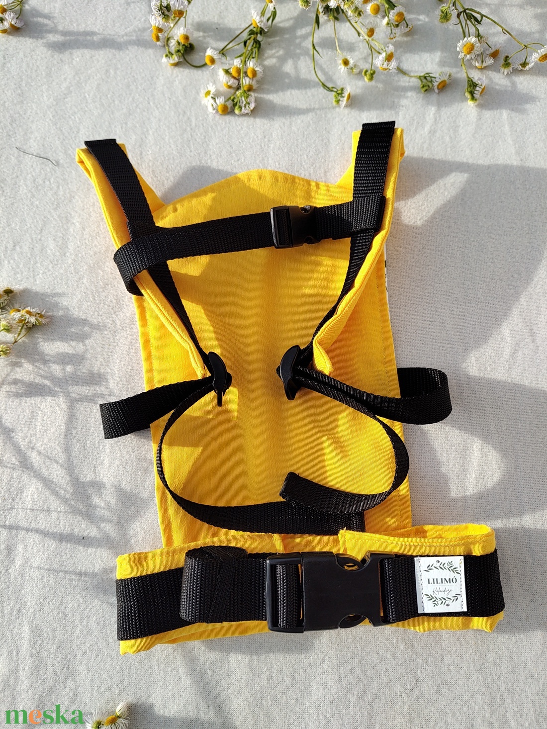 Játék csatos hordozó - sárga virágos - játék & sport - baba & babaház - babaruha, babakellék - Meska.hu