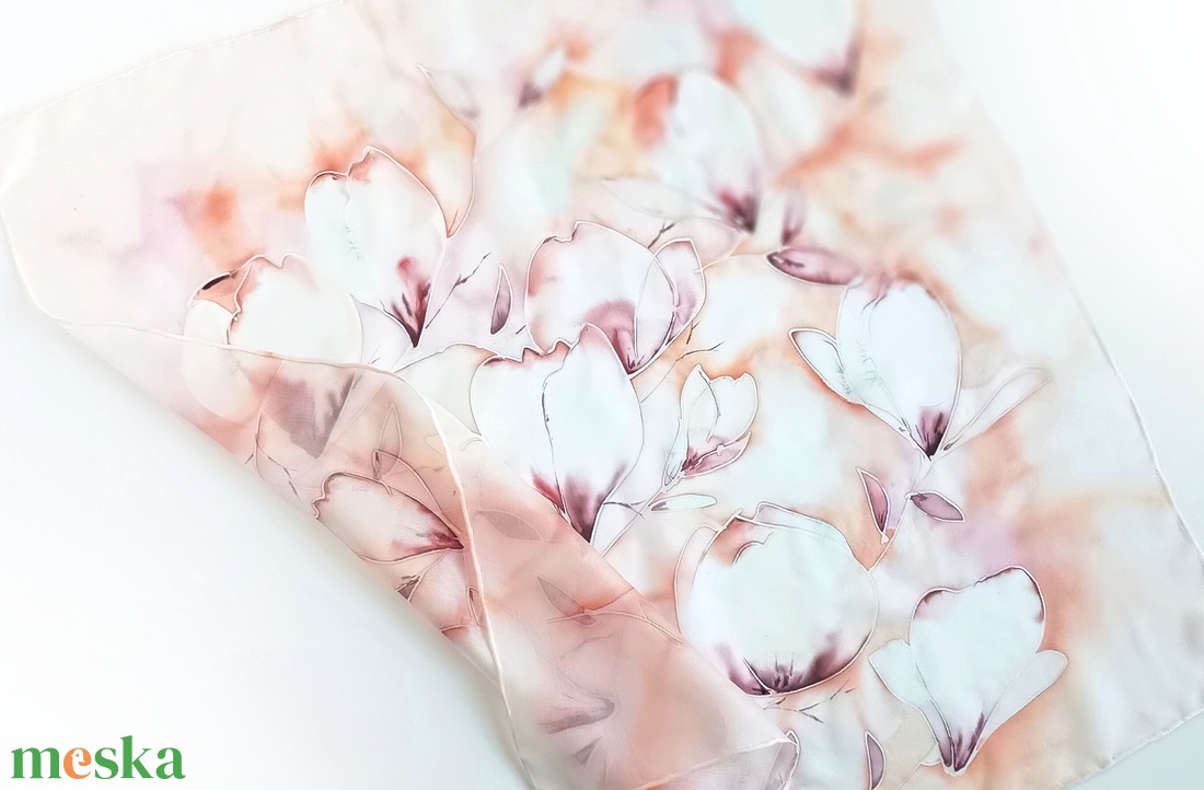Tulipánfa nyílás tiszta selyem kendő - ruha & divat - sál, sapka, kendő - sál - Meska.hu Tulipánfa nyílás tiszta selyem kendő - ruha & divat - sál, sapka, kendő - sál - Meska.hu