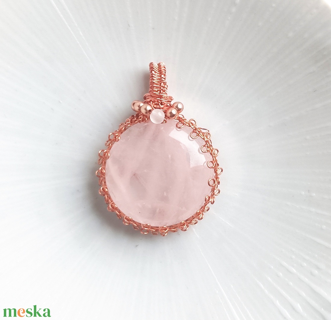 Rózsakvarc valódi ásvány medál - ékszer - nyaklánc - medálos nyaklánc - Meska.hu