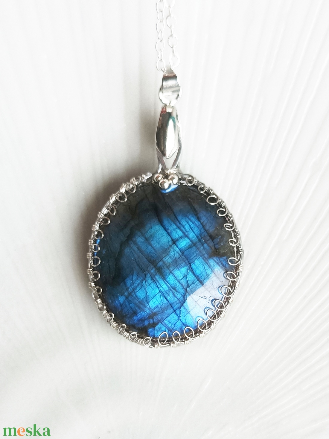 Labradorit valódi ásvány medálos nyaklánc - ékszer - nyaklánc - medál - Meska.hu