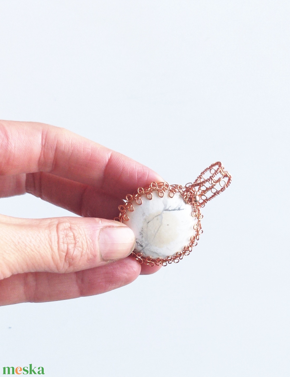 Howlit valódi ásvány medál - ékszer - nyaklánc - medálos nyaklánc - Meska.hu