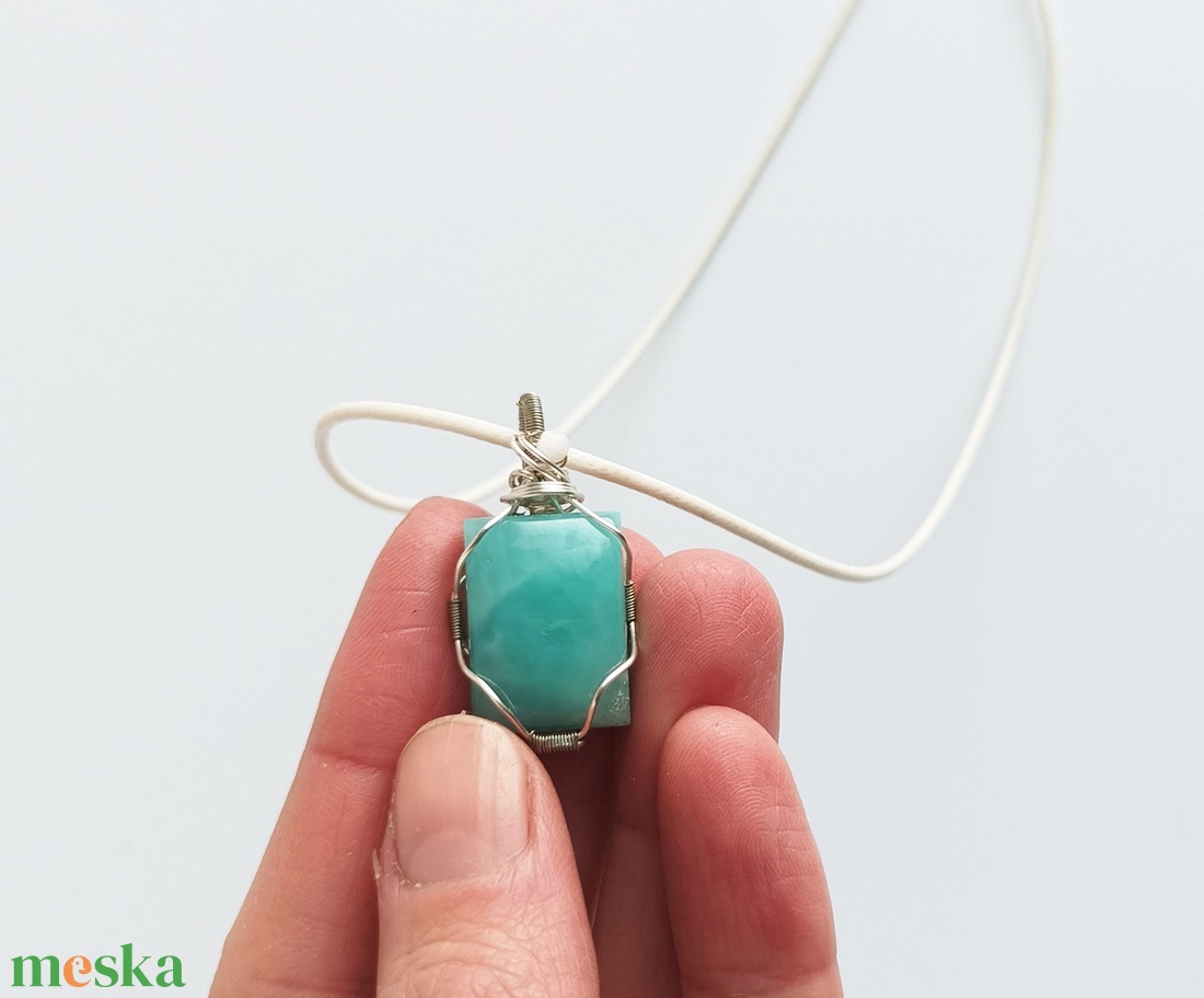 Larimár természetes ásvány nyaklánc - ékszer - nyaklánc - medálos nyaklánc - Meska.hu