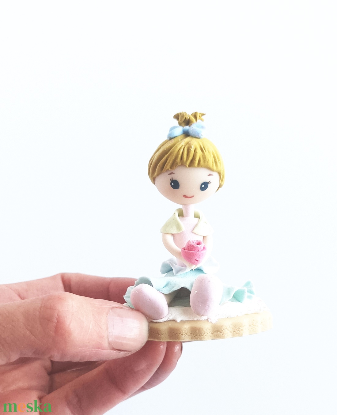 Mini keksz kislánnyal - otthon & életmód - dekoráció - dísztárgy - Meska.hu Mini keksz kislánnyal - otthon & életmód - dekoráció - dísztárgy - Meska.hu