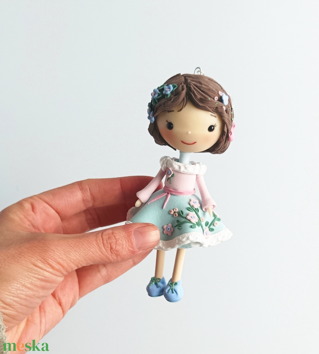 Kislány felakasztható - otthon & életmód - dekoráció - dísztárgy - Meska.hu