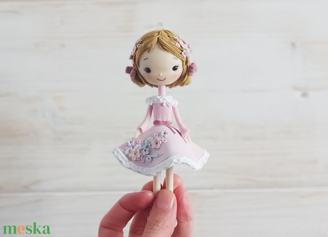 Kislány felakasztható - otthon & életmód - dekoráció - manók - Meska.hu