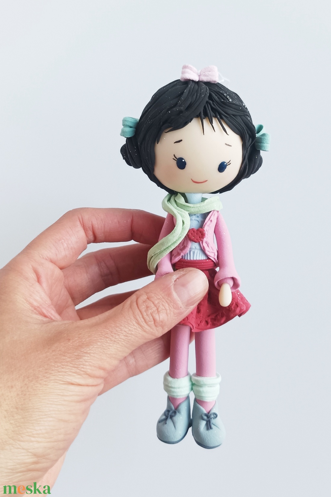 Kislány felakasztható - karácsony - karácsonyi lakásdekoráció - karácsonyfadíszek - Meska.hu