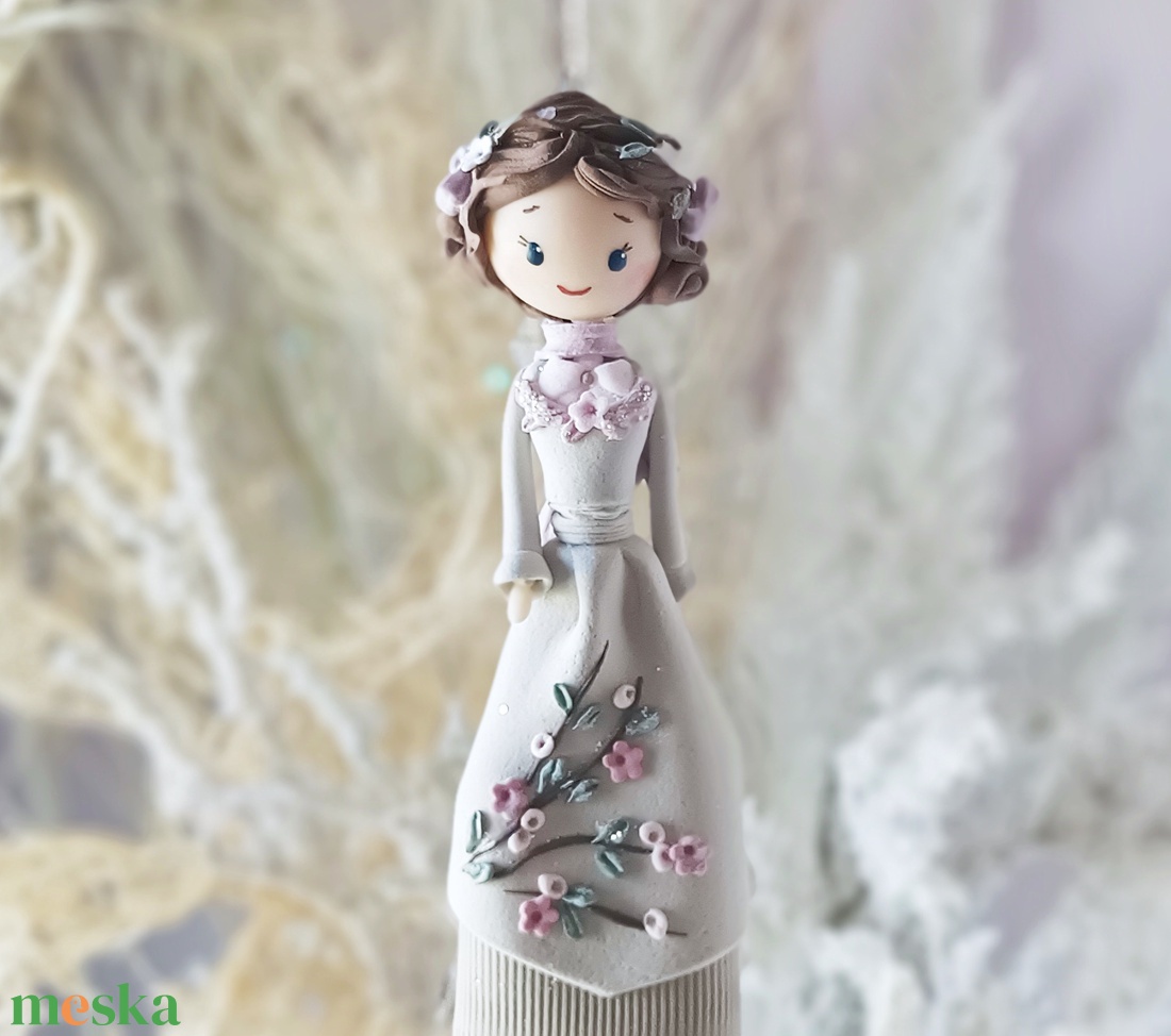 Virágmintás felakasztható baba - otthon & életmód - dekoráció - dísztárgy - Meska.hu