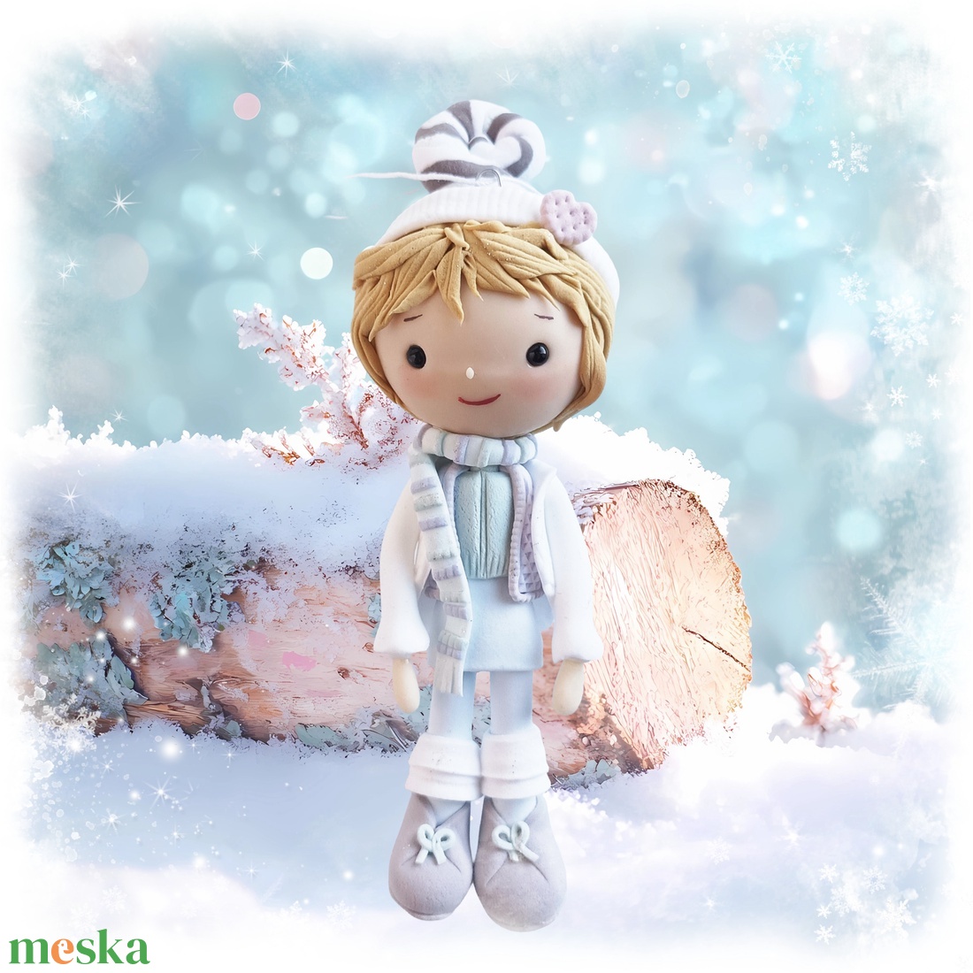 Kisfiú dísz (felakasztható): szőke - karácsony - karácsonyi lakásdekoráció - karácsonyfadíszek - Meska.hu