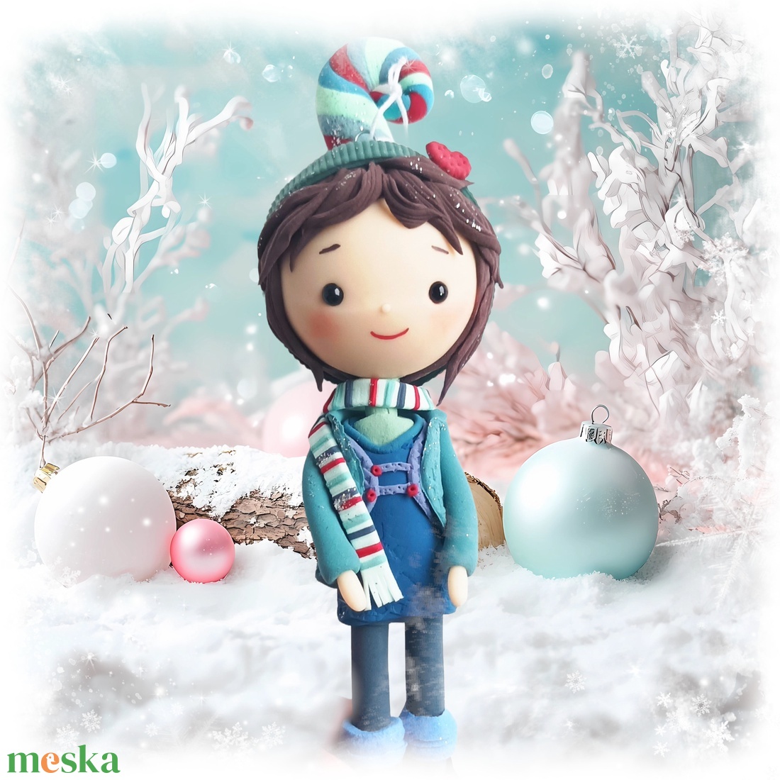 Kisfiú dísz (felakasztható): sötét hajú - karácsony - karácsonyi lakásdekoráció - karácsonyfadíszek - Meska.hu