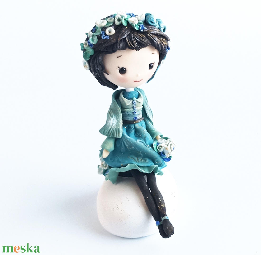 Kislány kavicson - otthon & életmód - dekoráció - dísztárgy - Meska.hu