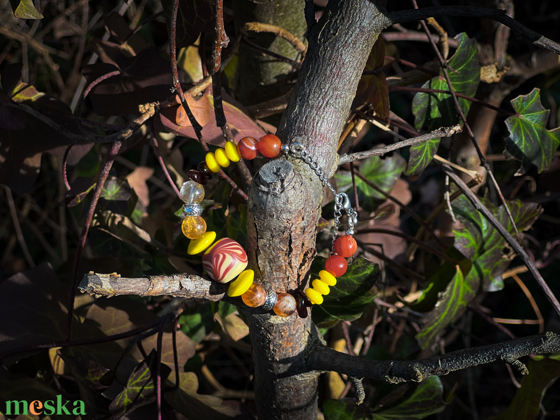 SOLS BARN - Replika viking üveggyöngy karkötő ásványokkal (történelmi ihletésű) - ékszer - karkötő - gyöngyös karkötő - Meska.hu