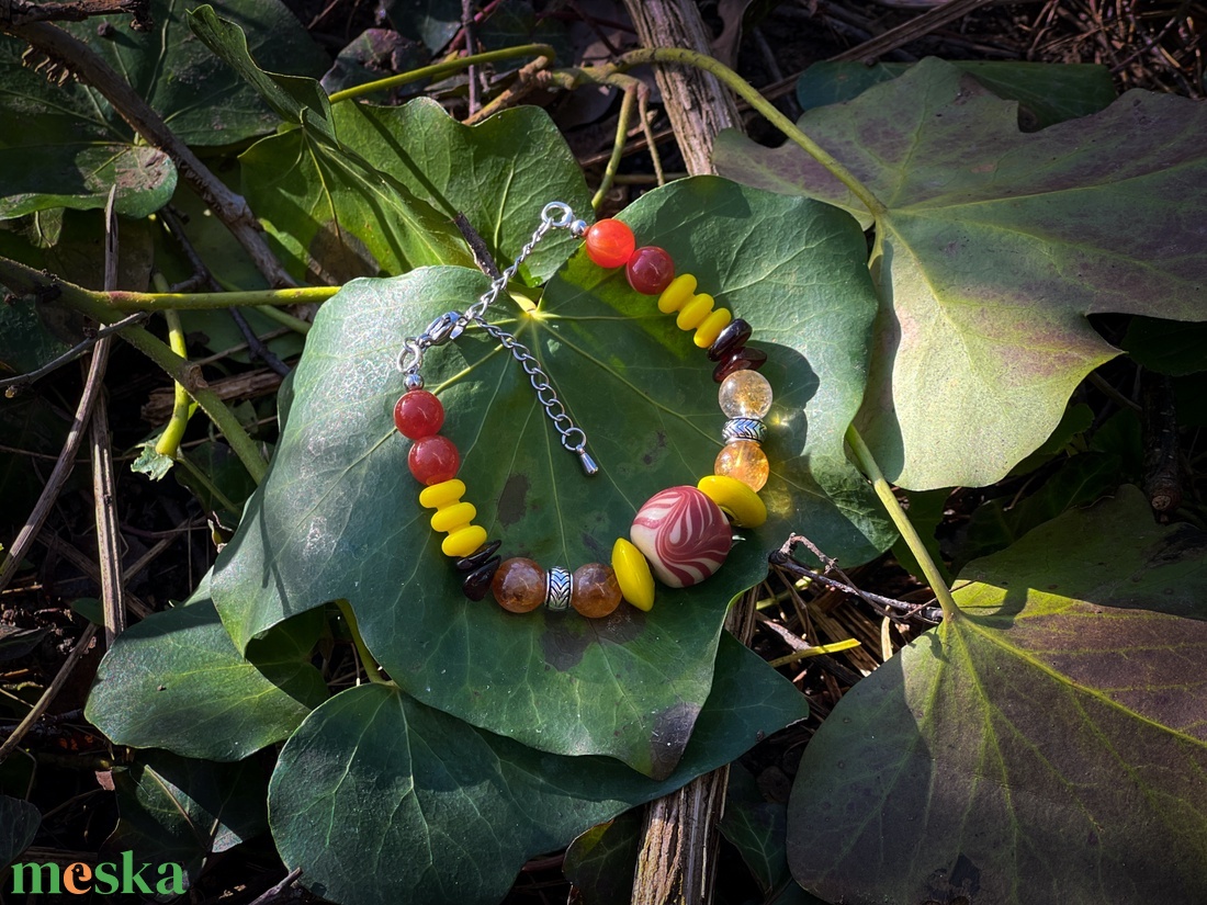 SOLS BARN - Replika viking üveggyöngy karkötő ásványokkal (történelmi ihletésű) - ékszer - karkötő - gyöngyös karkötő - Meska.hu