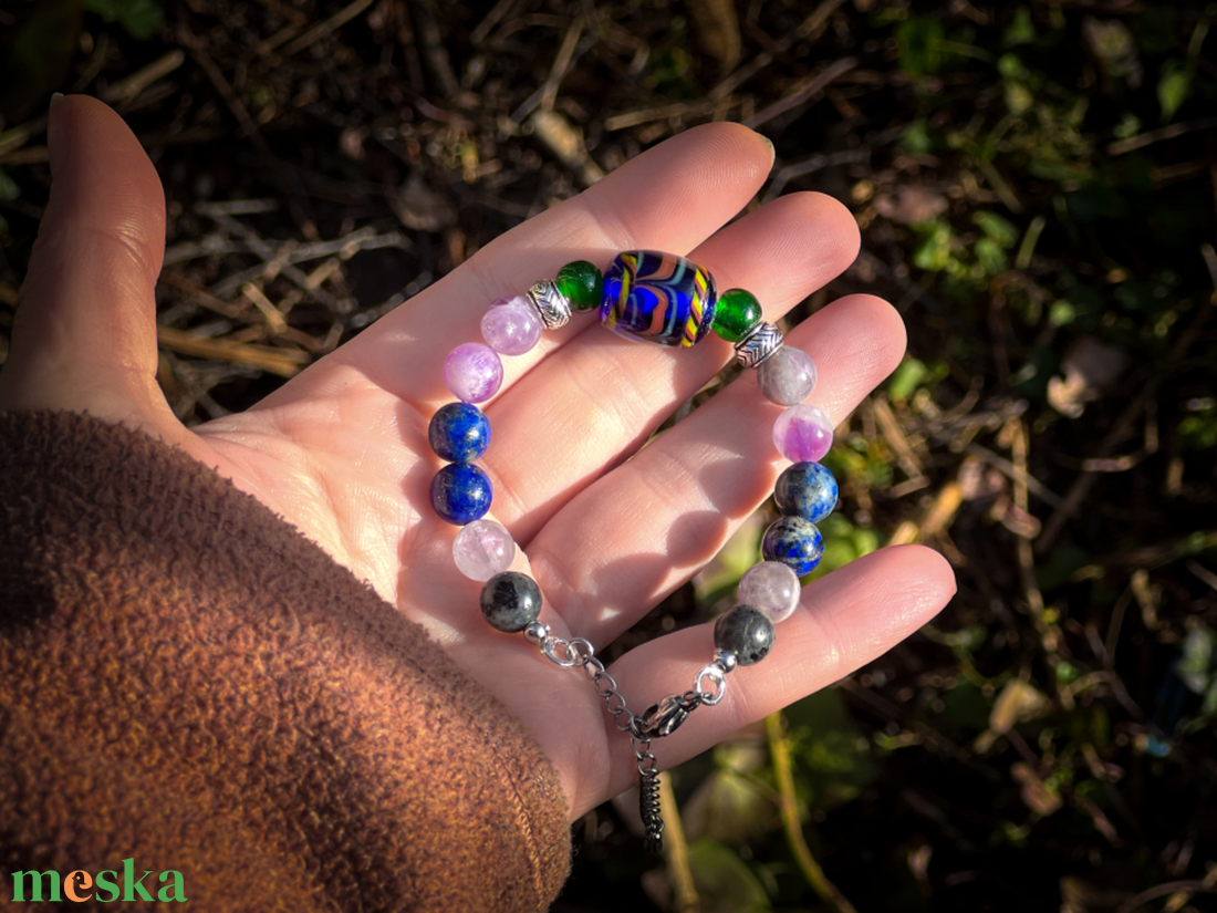 NORRSKEN - Replika viking üveggyöngy karkötő ásványokkal (történelmi ihletésű) - ékszer - karkötő - gyöngyös karkötő - Meska.hu