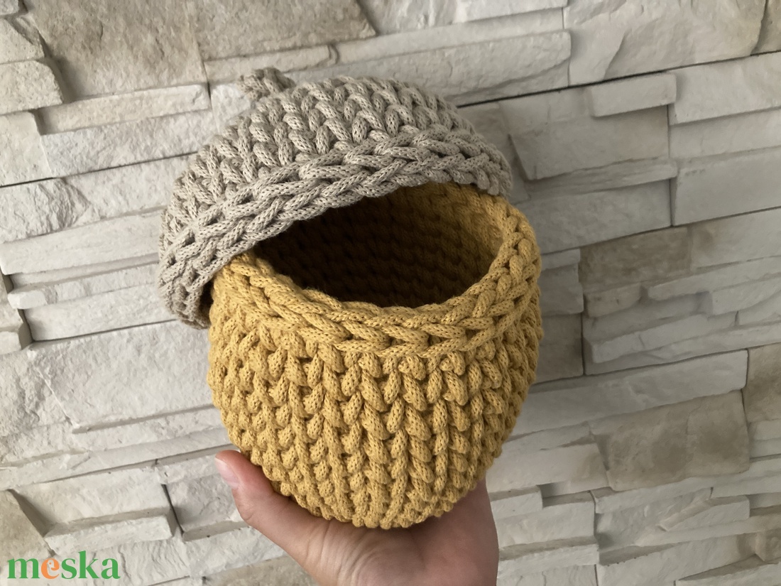 Horgolt makk tároló - otthon & életmód - dekoráció - asztal és polc dekoráció - horgolt & csipketerítő - Meska.hu