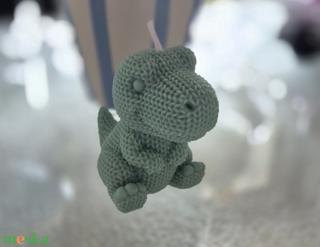 T-rex dínó szójagyertya � Kötöttmintás cuki dekoráció - otthon & életmód - gyertya, illat, aroma - gyertya - Meska.hu