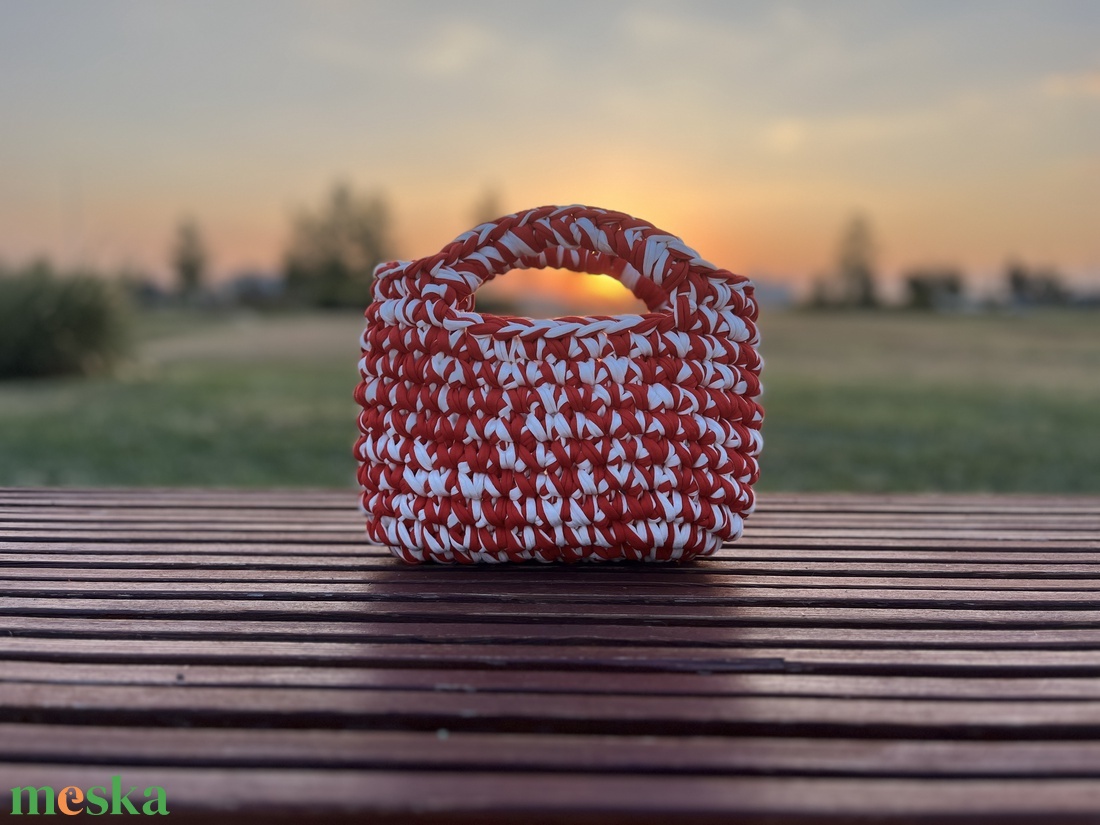 Horgolt táska  - táska & tok - kézitáska & válltáska - válltáska - Meska.hu