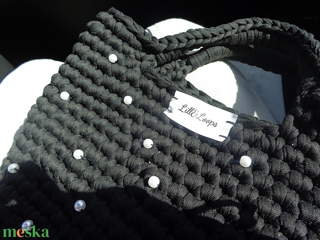 Loop Kézitáska - táska & tok - kézitáska & válltáska - kézitáska - Meska.hu