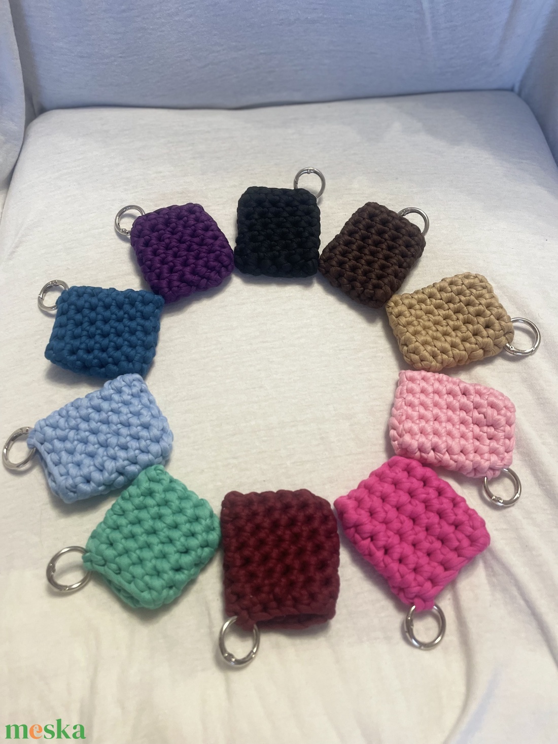 Loop Airpods tok - táska & tok - pénztárca & más tok - fülhallgató tok  - Meska.hu