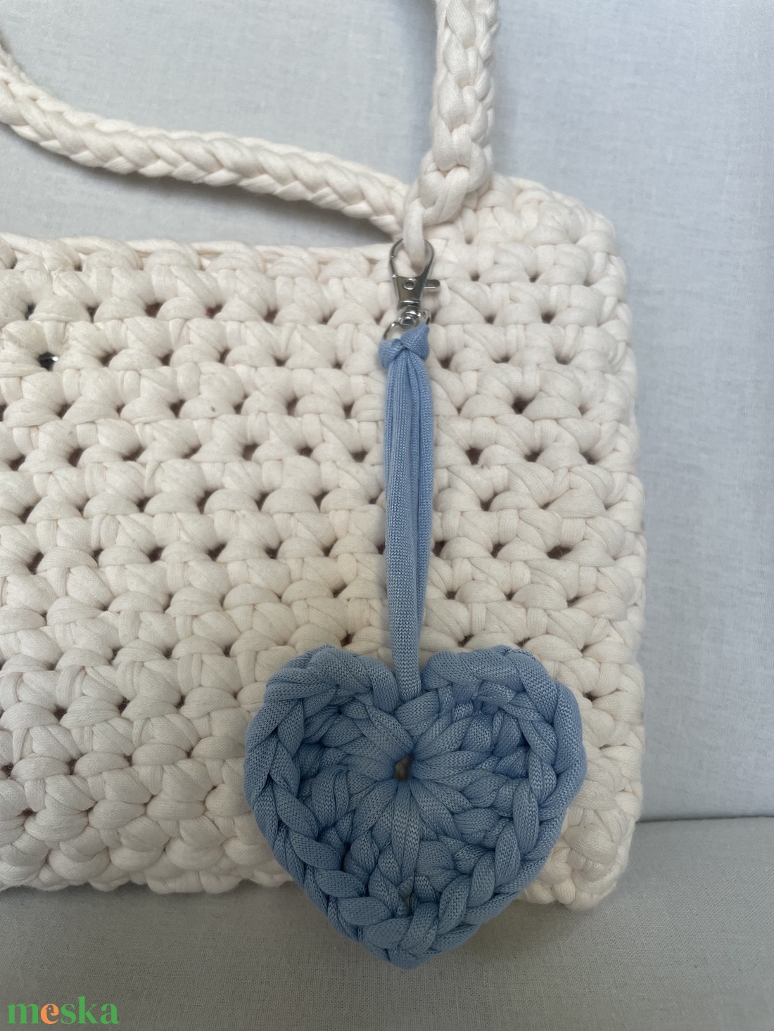 Loop Szív alakú charm - táska & tok - kulcstartó & táskadísz - táskadísz - Meska.hu