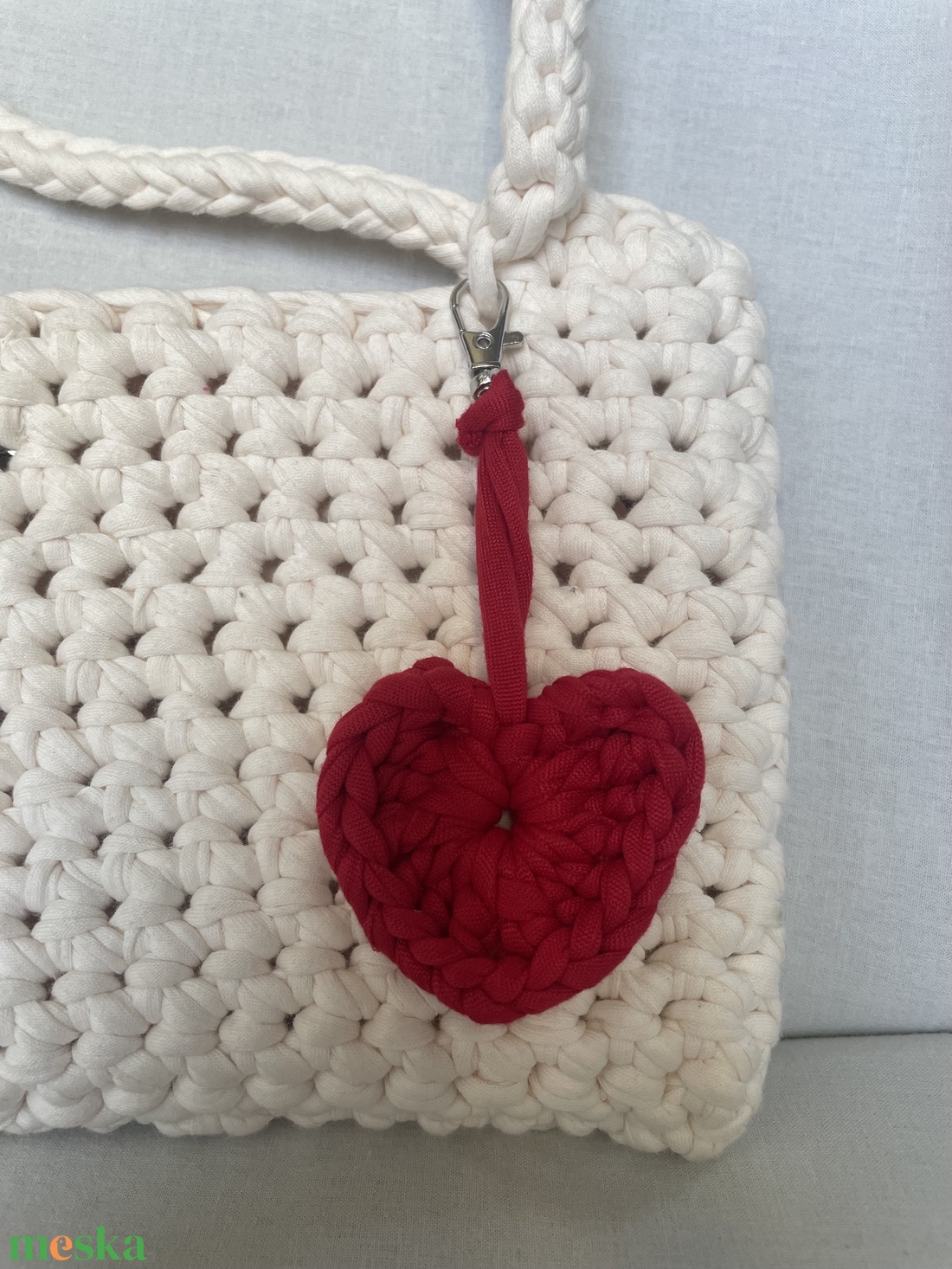 Loop Szív alakú charm - táska & tok - kulcstartó & táskadísz - táskadísz - Meska.hu
