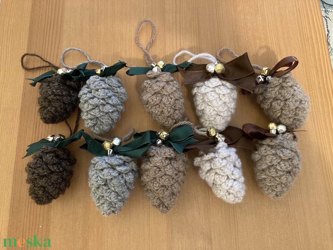 Toboz karácsonyfa dísz szett - karácsony - karácsonyi lakásdekoráció - karácsonyfadíszek - Meska.hu