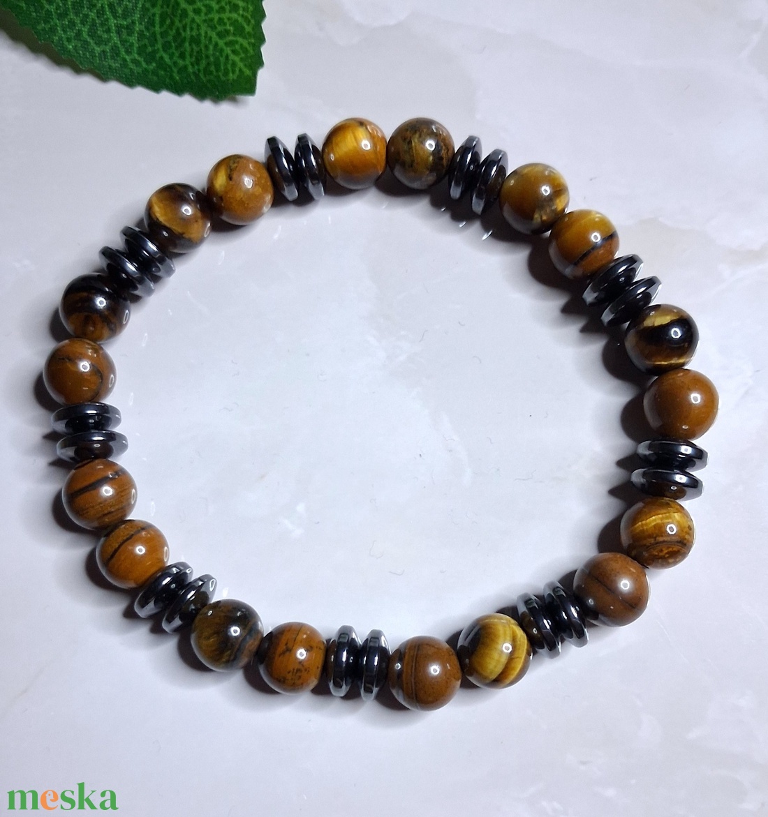 Férfi karkötő tigrisszemmel és hematittal � erő, egyensúly - ékszer - karkötő - ásványkarkötő - Meska.hu