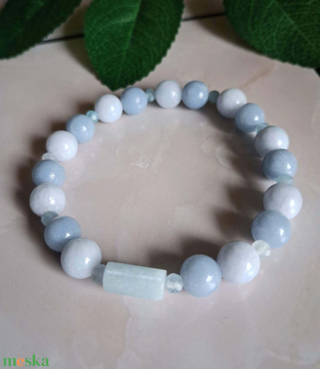 Angelit és akvamarin ásvány karkötő- béke és tisztaság - ékszer - karkötő - ásványkarkötő - Meska.hu
