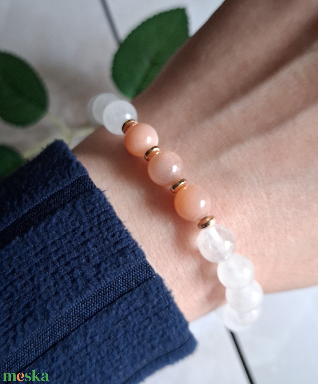 Holdkő és fehér jáde ásvány karkötő � tisztaság, nőiesség - ékszer - karkötő - ásványkarkötő - Meska.hu