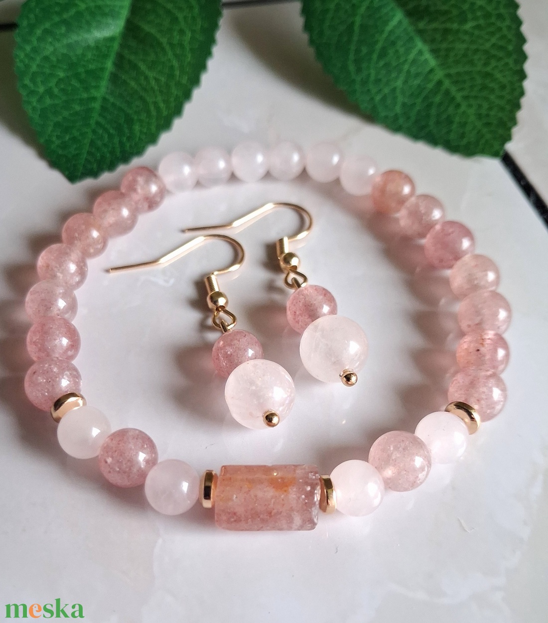 Eperkvarc és rózsakvarc ásvány karkötő és fülbevaló szett � szeretet és gyengédség - ékszer - ékszerszett - Meska.hu