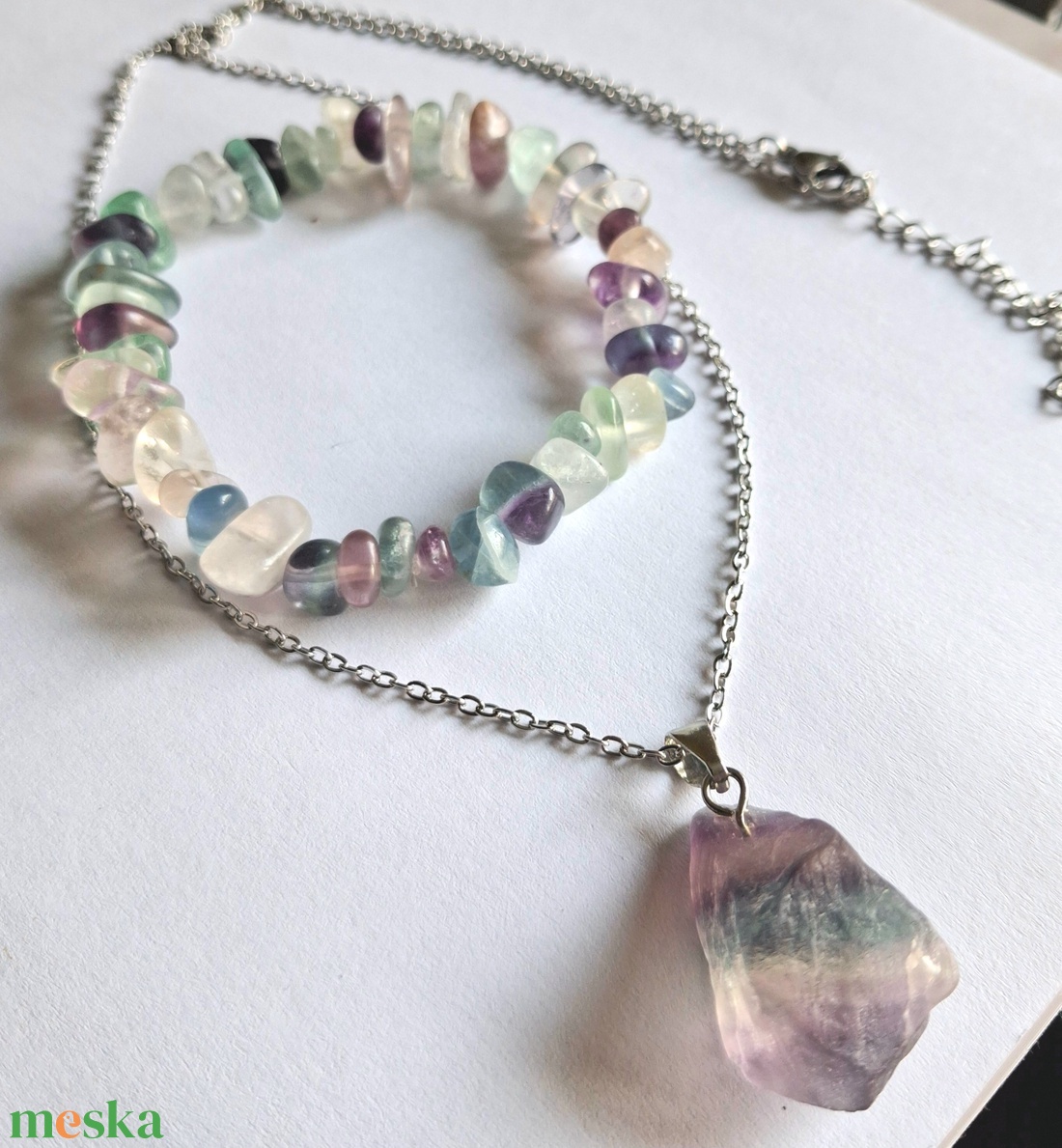 Fluorit ásvány ékszerszett- splitter karkötő, nemesacél nyaklánc nyers fluorit medállal - ékszer - ékszerszett - Meska.hu