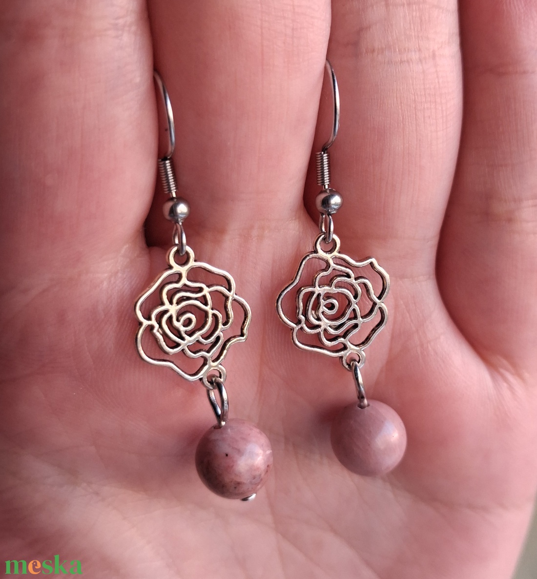 Rodonit-tulit virágos ásványfülbevaló - ékszer - fülbevaló - lógó fülbevaló - Meska.hu