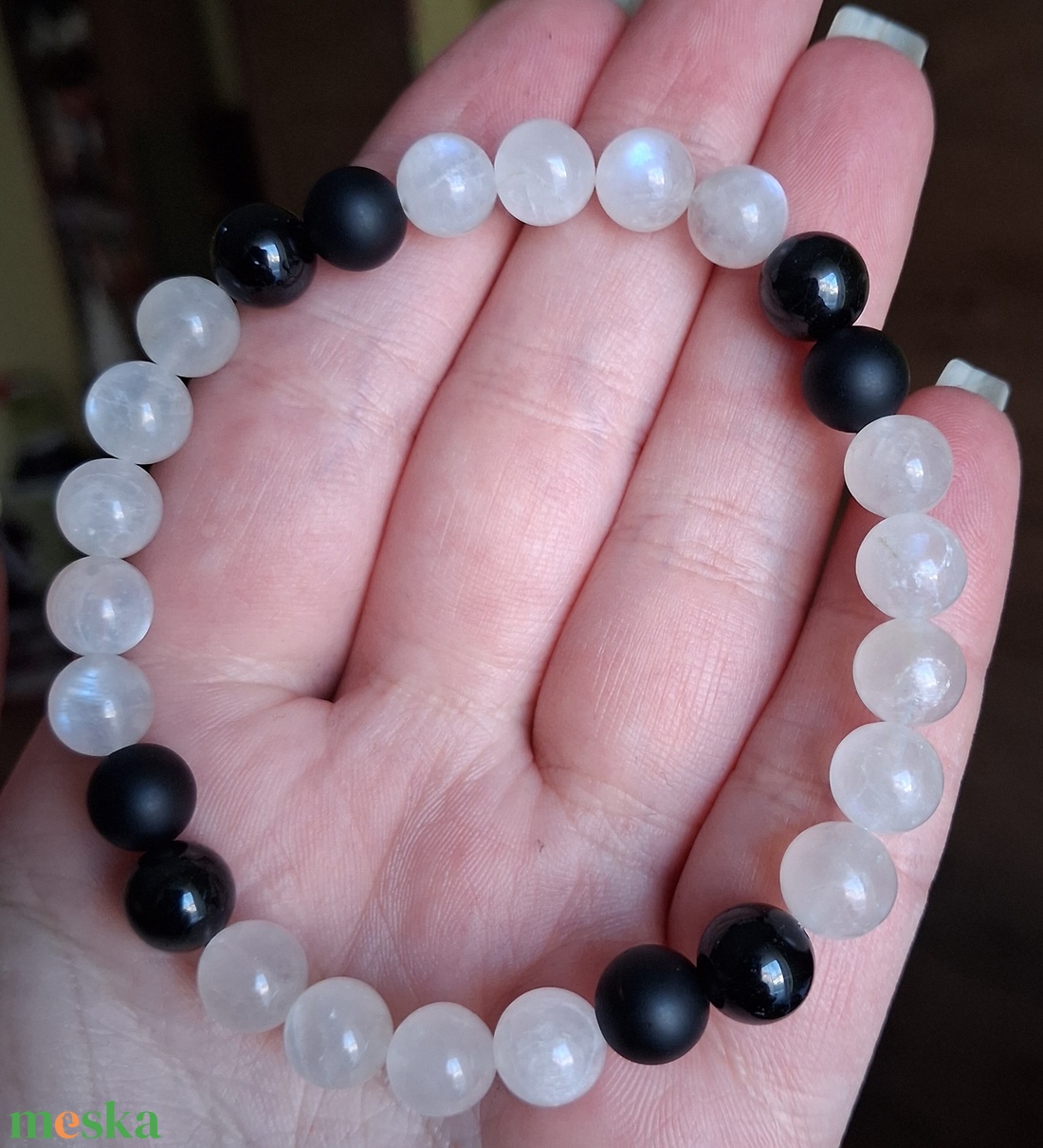 Szivárvány holdkő ásvány karkötő fekete turmalinnal és ónixszal - ékszer - karkötő - ásványkarkötő - Meska.hu