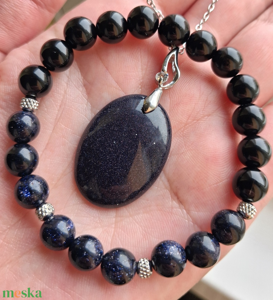 Kék goldstone ékszerszett nemesacél lánccal, ónixszal - ékszer - ékszerszett - Meska.hu