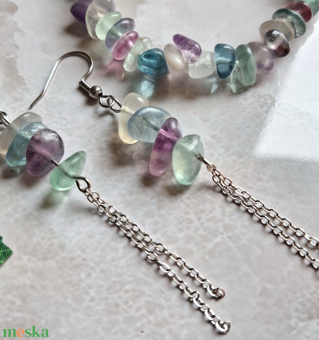 Fluorit ásvány ékszerszett- splitter/chips karkötő és fülbevaló - ékszer - ékszerszett - Meska.hu