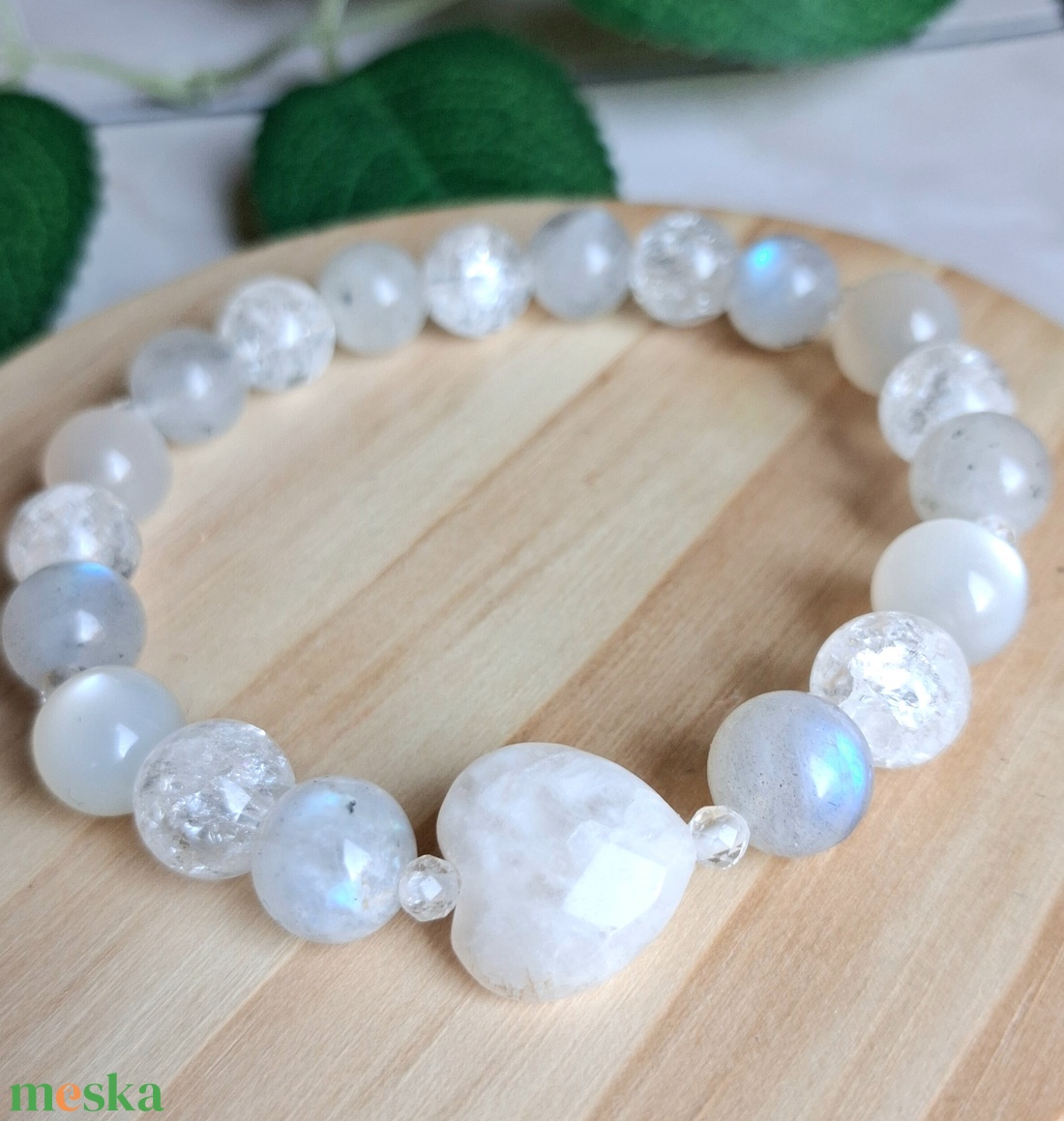 Labradorit, holdkő és hegyikristály ásvány karkötő- fazettált holdkő szívvel - ékszer - karkötő - ásványkarkötő - Meska.hu