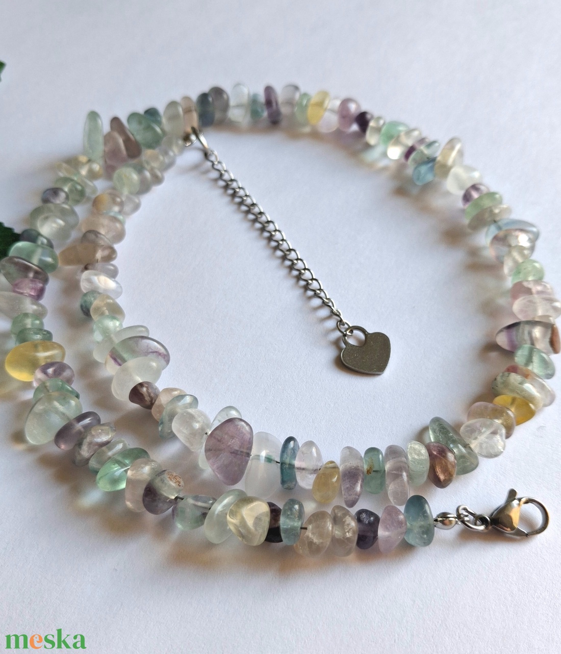 Fluorit splitter/ chips ásvány nyaklánc nemesacél szerelékkel, lánchosszabbítóval - ékszer - karóra és ékszeróra - nyaklánc óra - Meska.hu