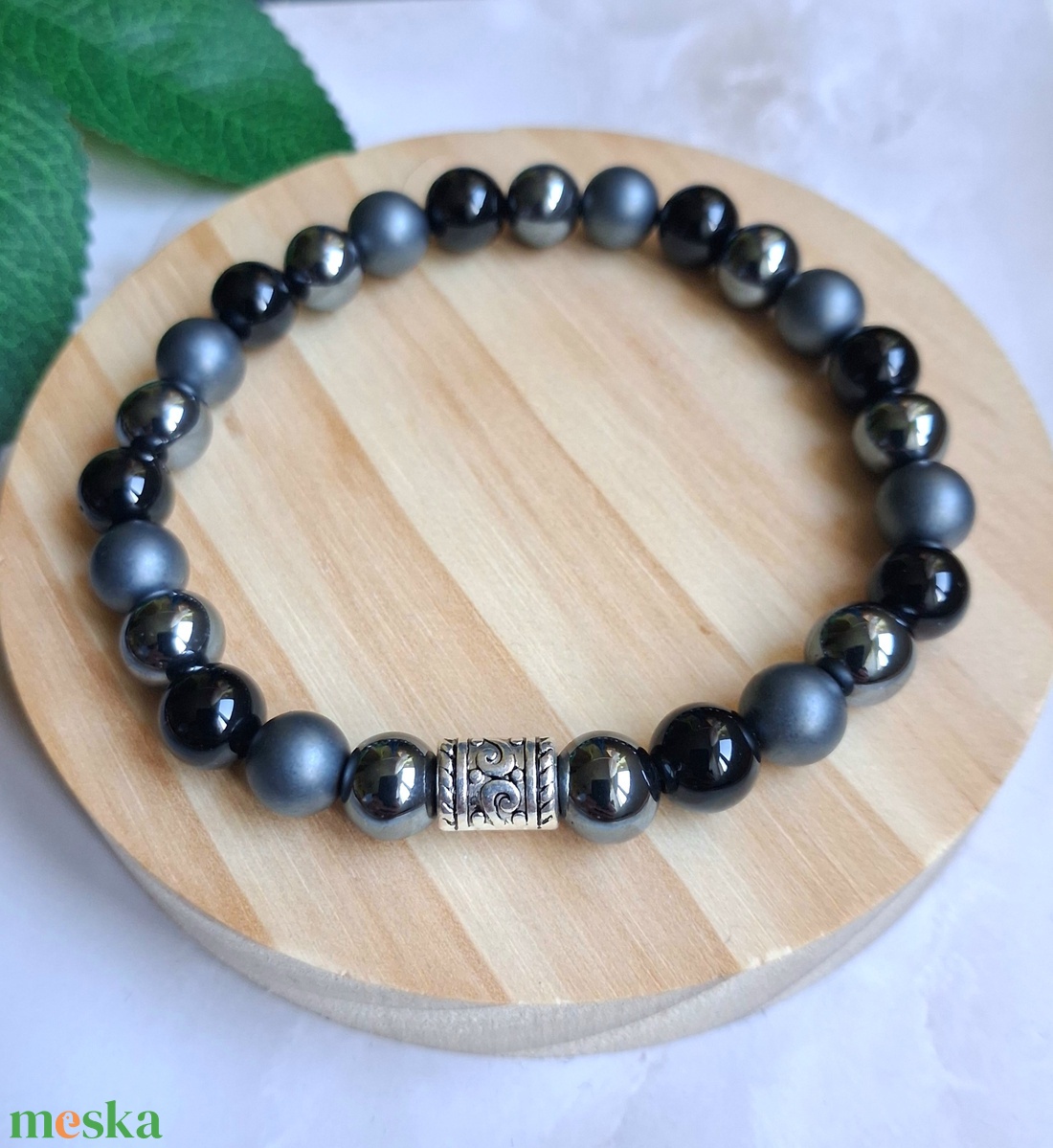 Férfi ónix�hematit karkötő matt hematittal - Minimalista ásvány karkötő - ékszer - karkötő - ásványkarkötő - Meska.hu