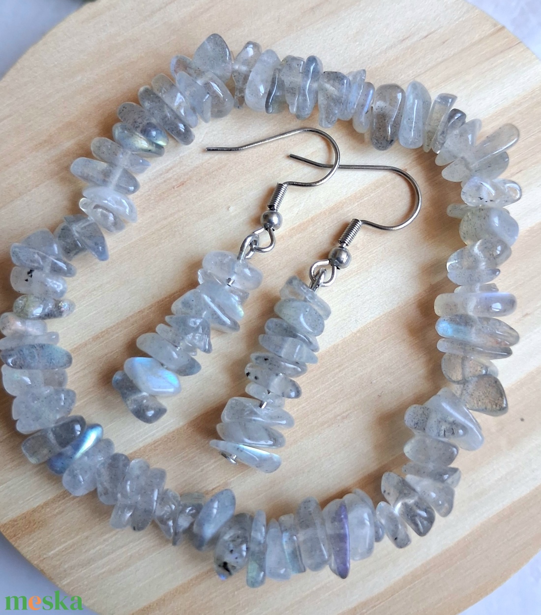 Labradorit splitter ásvány karkötő- természetes forma, szép fényjáték- Videóval - ékszer - karkötő - ásványkarkötő - Meska.hu