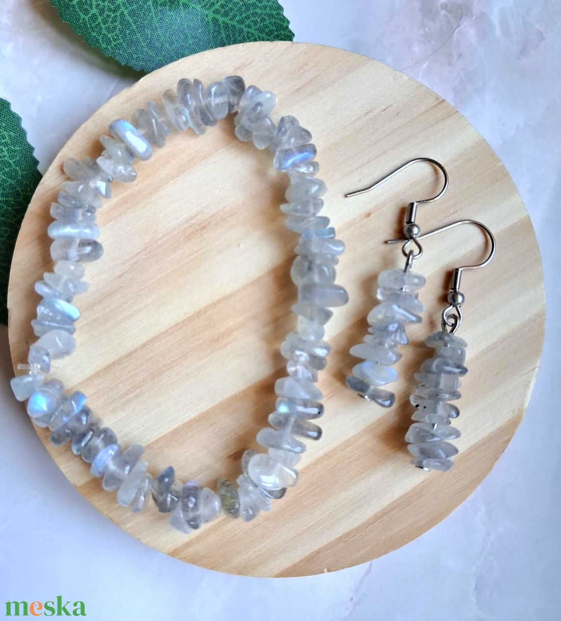 Labradorit splitter ásvány karkötő- természetes forma, szép fényjáték- Videóval - ékszer - karkötő - ásványkarkötő - Meska.hu