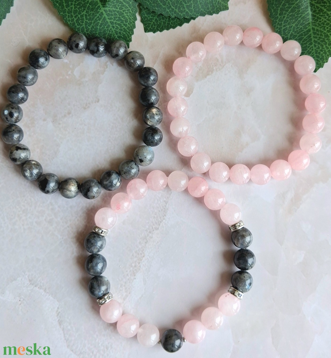 Larvikit és rózsakvarc ásvány karköt szett- 3 db - ékszer - karkötő - ásványkarkötő - Meska.hu