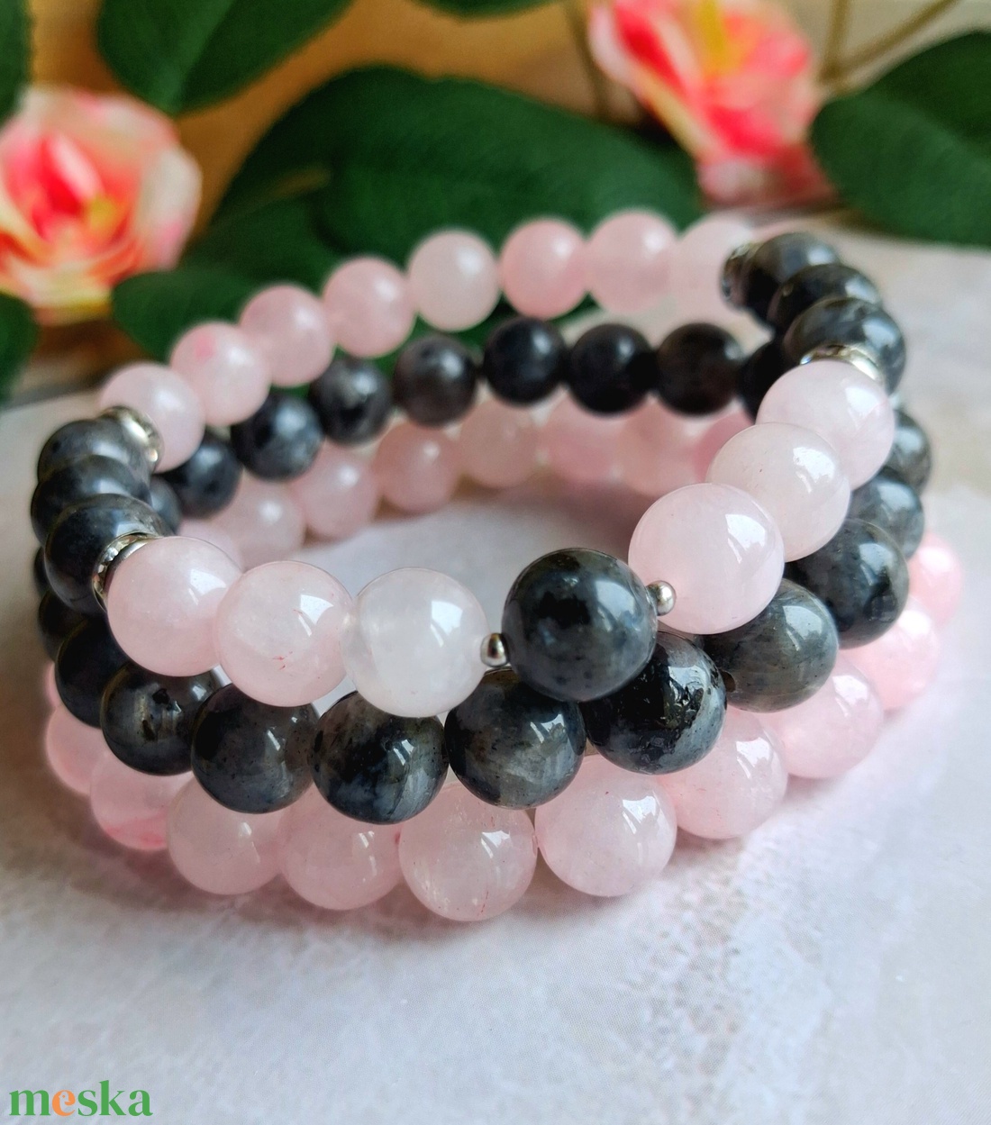 Larvikit és rózsakvarc ásvány karköt szett- 3 db - ékszer - karkötő - ásványkarkötő - Meska.hu