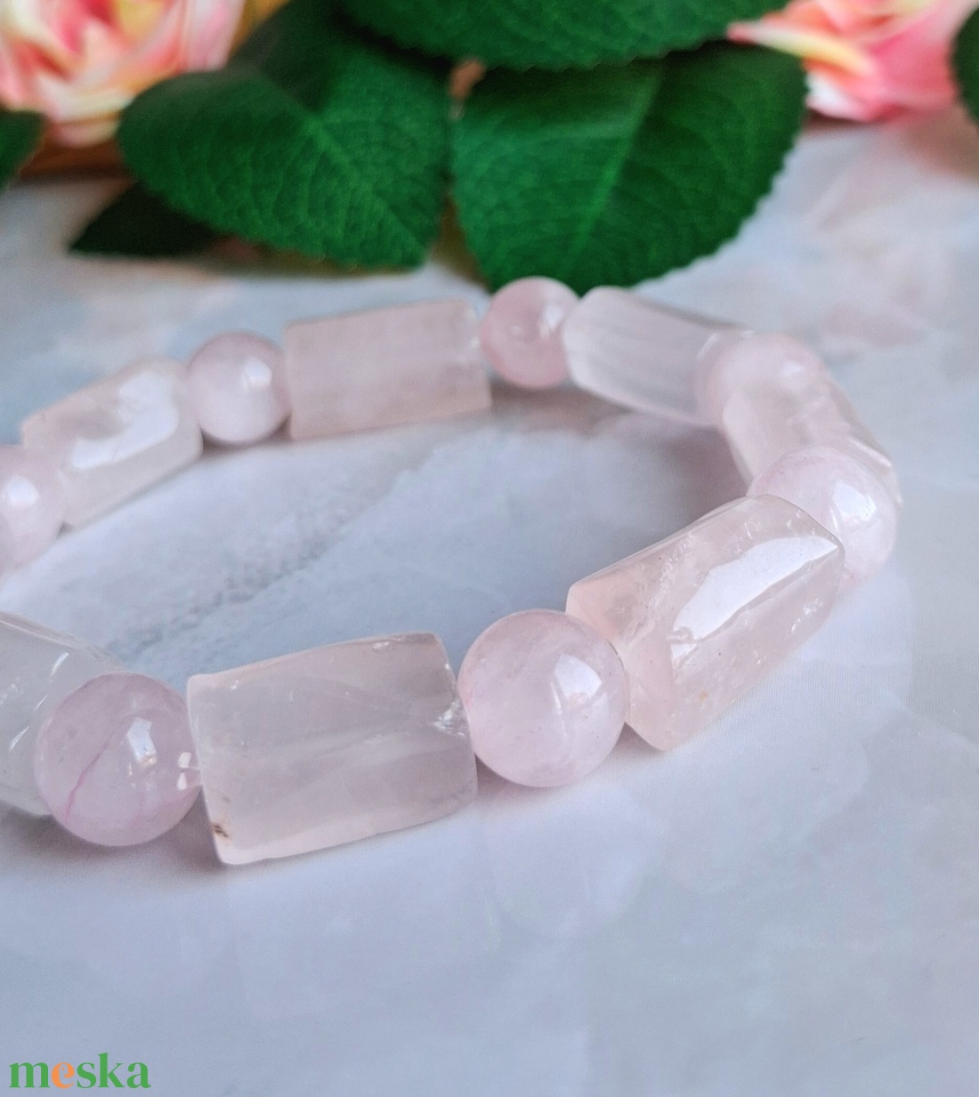 Rózsakvarc hasábos ásvány karkötő vékony csuklóra - ékszer - karkötő - ásványkarkötő - Meska.hu