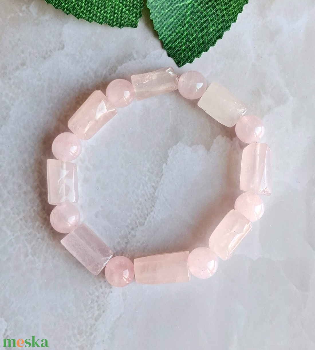Rózsakvarc hasábos ásvány karkötő vékony csuklóra - ékszer - karkötő - ásványkarkötő - Meska.hu