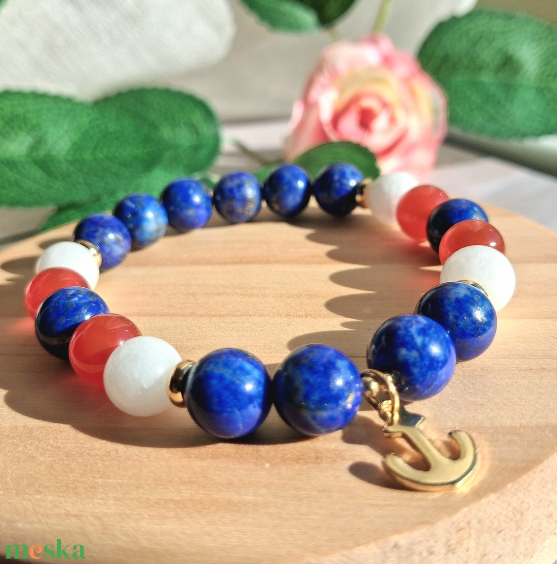Lapis lazuli tengerész stílusú ásvány karkötő karneollal, jádéval, nemesacél horgonnyal - ékszer - karkötő - ásványkarkötő - Meska.hu