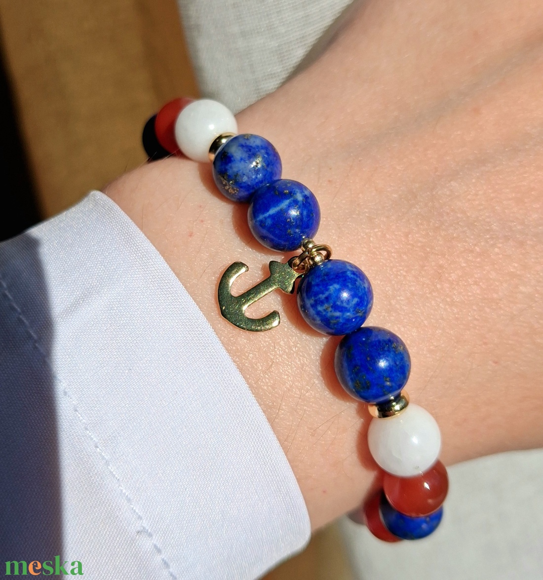 Lapis lazuli tengerész stílusú ásvány karkötő karneollal, jádéval, nemesacél horgonnyal - ékszer - karkötő - ásványkarkötő - Meska.hu