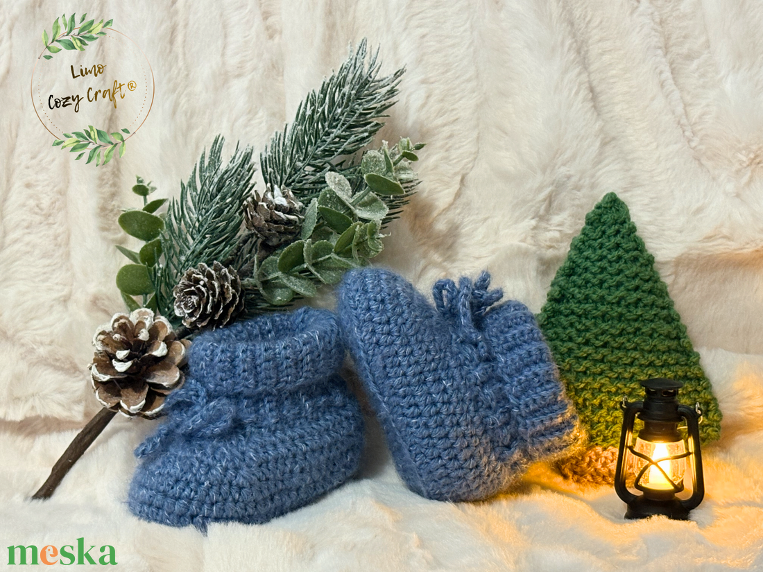 Horgolt babacipő - baba - mama - babaruházat - babacipő - Meska.hu