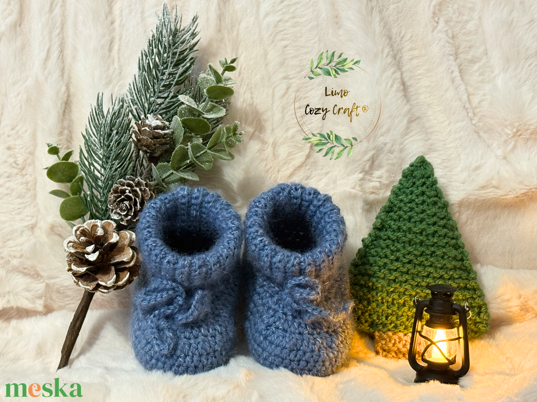 Horgolt babacipő - baba - mama - babaruházat - babacipő - Meska.hu