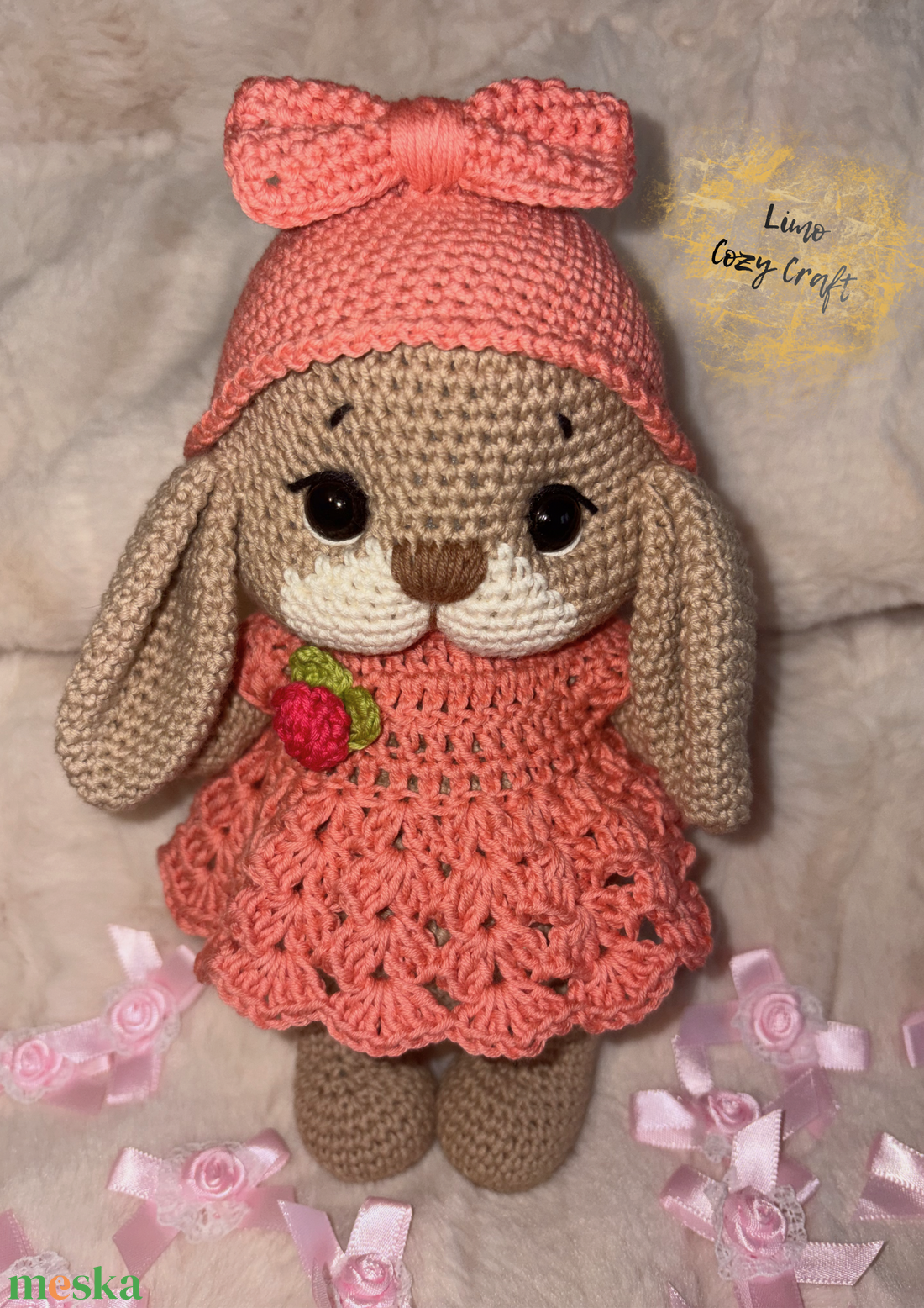 Kézzel horgolt nyuszi, szoknyában - játék & sport - plüssállat & játékfigura - nyuszi - Meska.hu