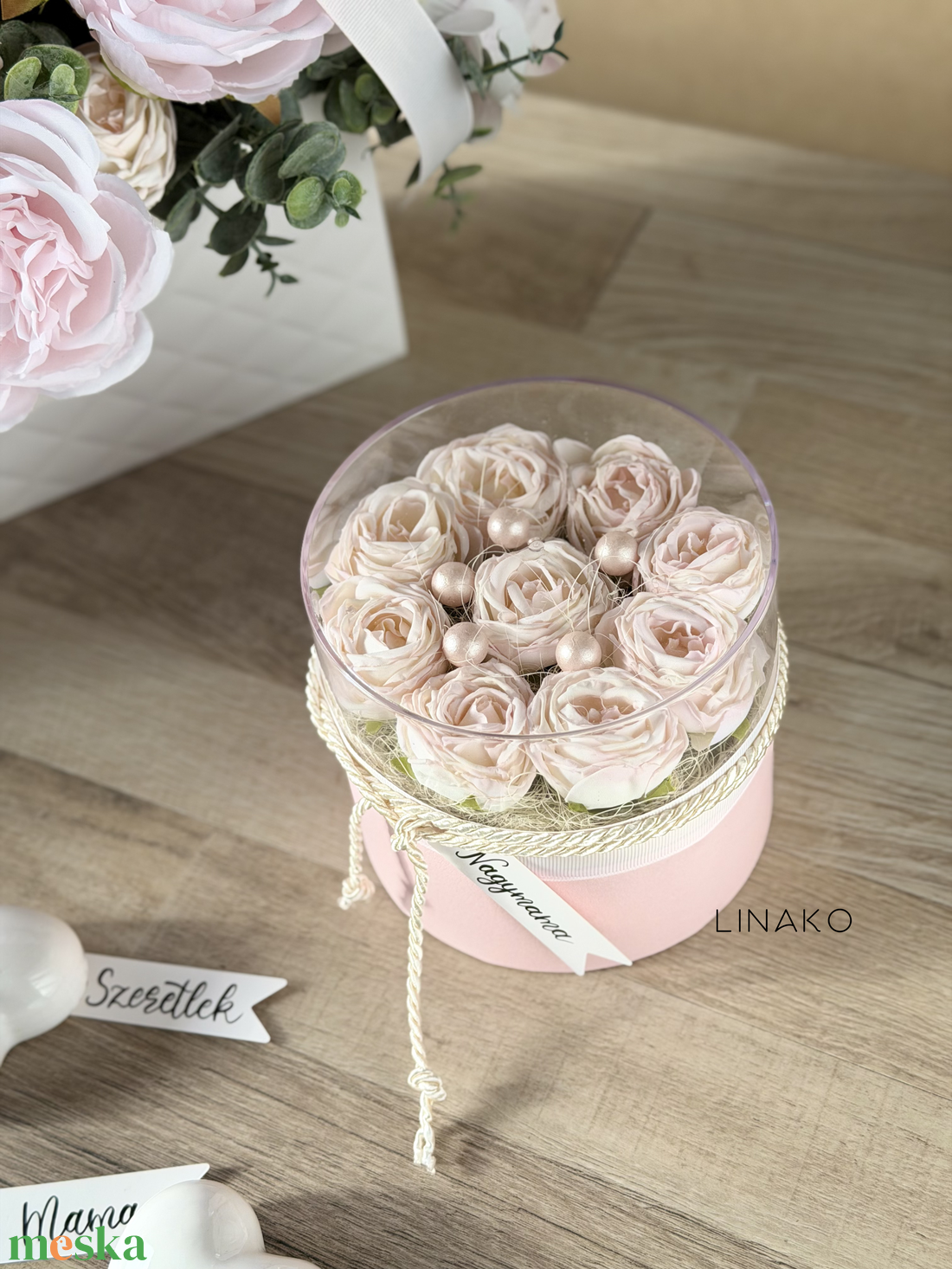 Anyák napi virágbox - otthon & életmód - virágdekoráció - virágok - virágbox - Meska.hu