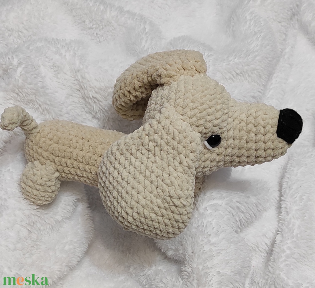 Amigurumi Tacsi - játék & sport - plüssállat & játékfigura - kutya - Meska.hu